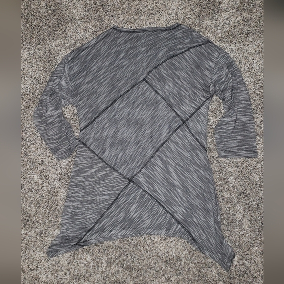 Cable & Gauge, Asymmetrical Top - Picture 5 of 5